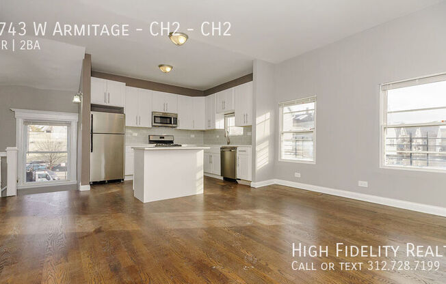 3743 W ARMITAGE CHEMIN