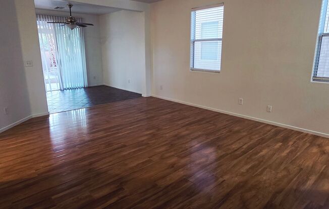 Desert Oasis in North Las Vegas – Spacious 3 Bed, 2.5 Bath Beauty!