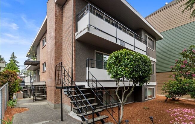 4127 California Ave SW