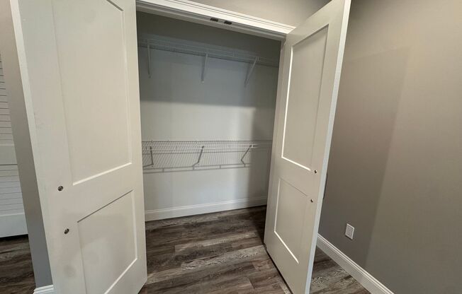 2 beds, 1 bath, 749 sqft, $2,700, Unit 408