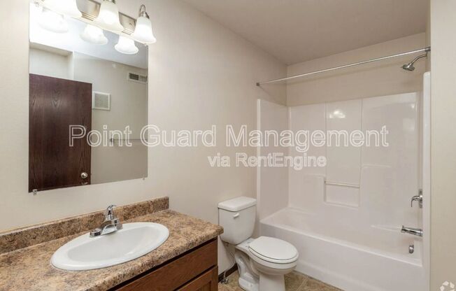 112 S BLAUVELT AVE
