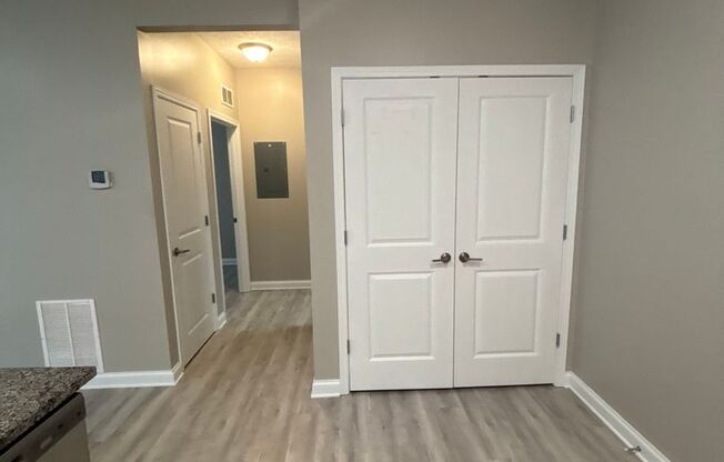 1 bed, 1 bath, 765 sqft, $895, Unit 230 1D