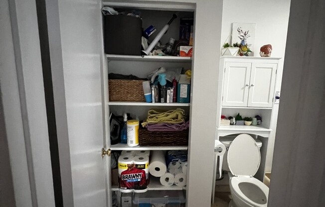 2 beds, 1 bath, $2,950, Unit 3