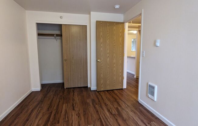 2 beds, 1 bath, 750 sqft, $1,425, Unit 26