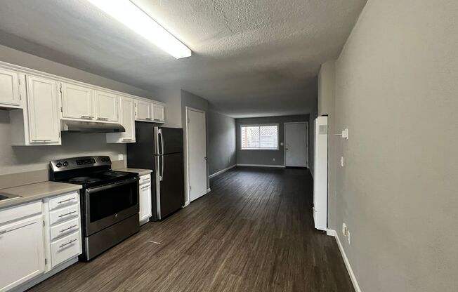 510 - 22032-22040 Arbor Ave