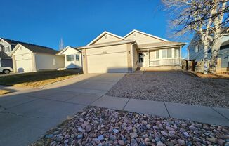 3 beds, 2 baths, $2,300