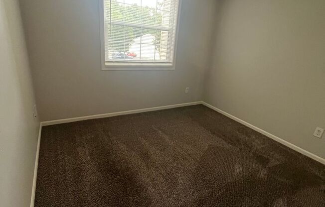 2 beds, 1 bath, 775 sqft, $870, Unit 366H