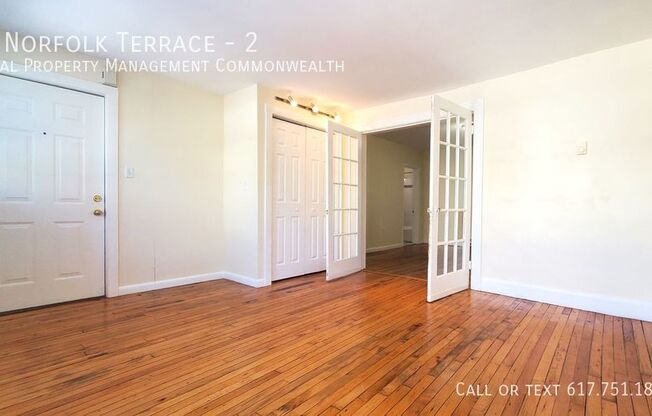 2 NORFOLK TERRACE