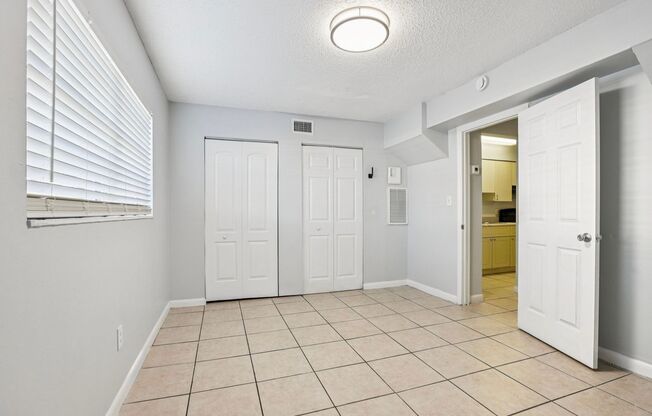 1 bed, 1 bath, 600 sqft, $1,049