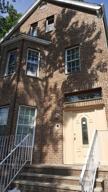 226 2 ST W