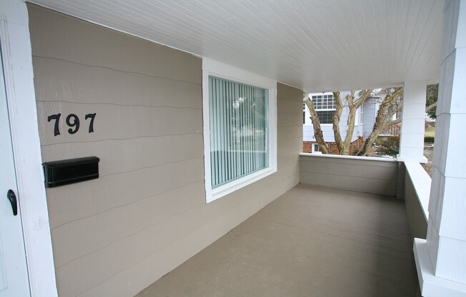 Gorgeous & Completely Rehabbed 3 Bed - 1.5 Bath Colonial for Rent!