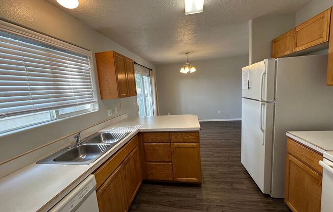 3 Bed, 2 Bath, Carport Parking