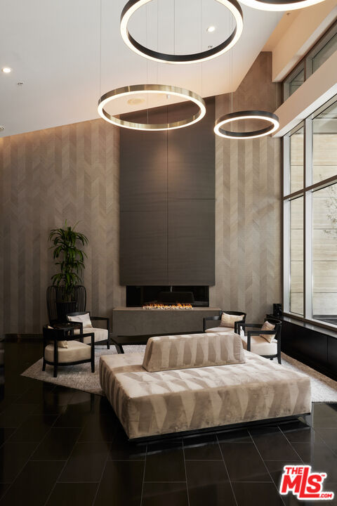 1 bed, 1 bath, 970 sqft, $3,500, Unit 1307