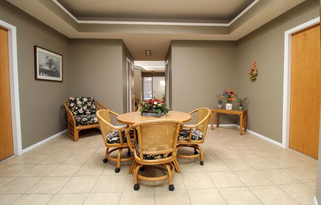 7465 Stoney Hill 13C Condo Living in the Northeast