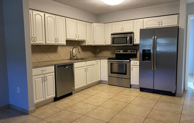 Charming 3-Bedroom Duplex in the Heart of Orlando