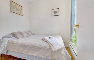 2 beds, 1 bath, $3,999, Unit 1B