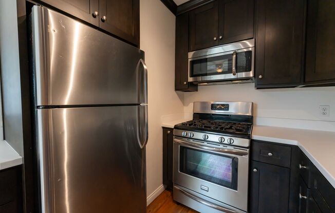 1 bed, 1 bath, $1,995, Unit 4379