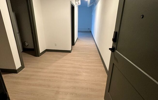 1 bed, 1 bath, 1,050 sqft, $1,950, Unit 2219-028