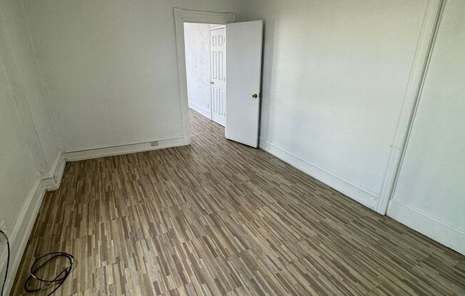 1 bed, 1 bath, $1,050