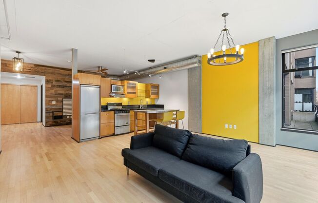 Studio, 1 bath, $1,750