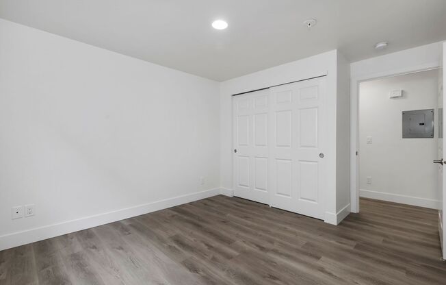 2 beds, 1 bath, 950 sqft, $1,925, Unit UNIT 2B