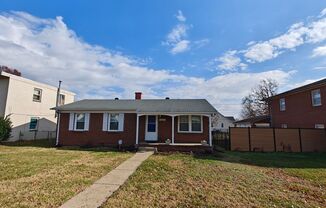 3 BR / 1 BA Renovated Three Bedroom Ranch-Style House