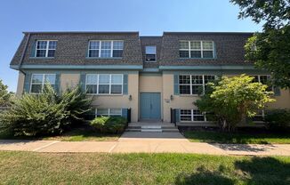 Cozy Condo Just Off of Hampden