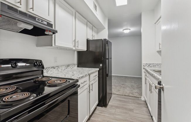 2 beds, 2 baths, 1,040 sqft, $1,200