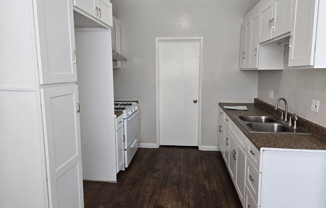 1 bed, 1 bath, $1,875, Unit 6