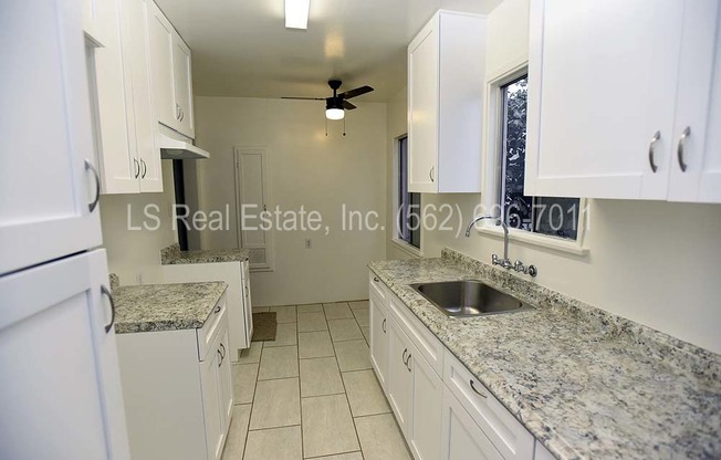 Victoria Ave 8454