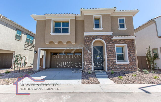 1097 E CHAPMAN DR