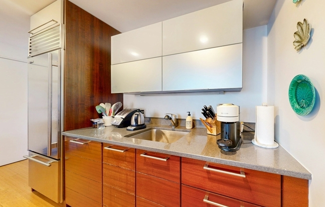 2 beds, 2 baths, 1,291 sqft, $6,250, Unit 2304