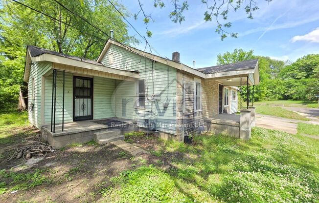 3 Bedroom 1 Bath Home!!