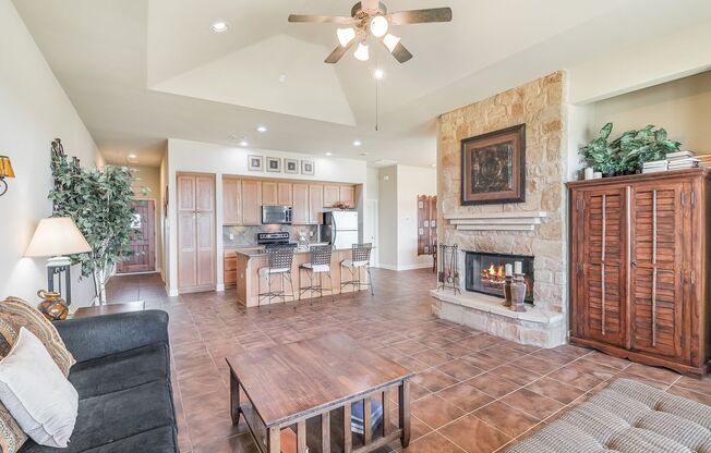 1908 Kahala Sunset Drive, Unit G, Spicewood, TX 78669