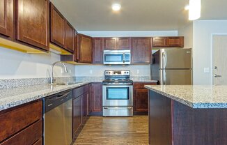 5440 38 AVE S