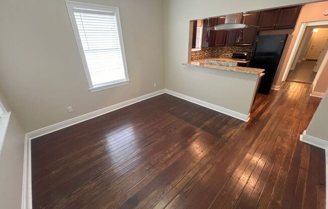 1 bedroom, 1 bathroom duplex located in Port Allen, LA