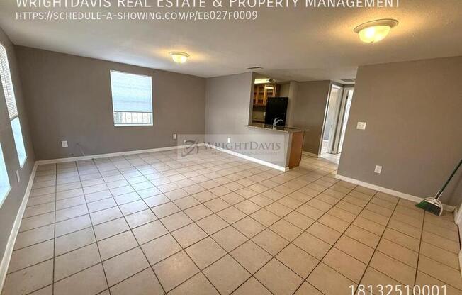 2811 N 21 ST