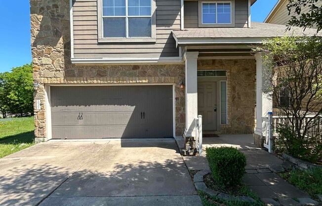 3 beds, 2.5 baths, $2,495