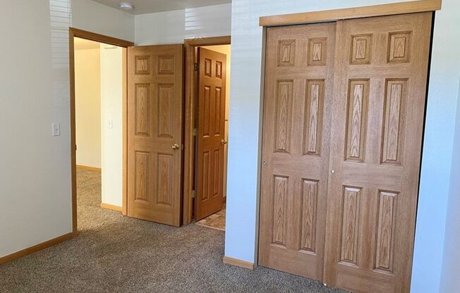 3 beds, 2 baths, $2,175, Unit UNIT C203