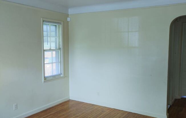 11685 Beaconsfield