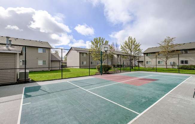 basketball court at North Pointe Apartments in Corvallis, Oregon