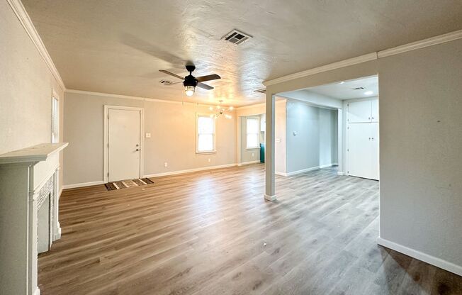 Wonderful, Remodeled 3BD/2BD Home minutes away from Quail Springs Mall & Chisholm Creek & Broadway Extension