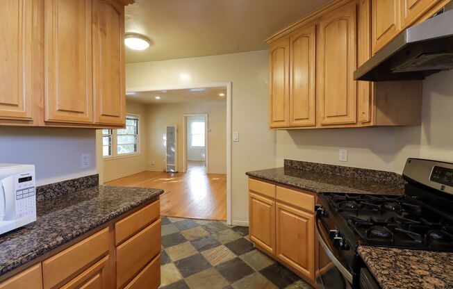 452 S 3rd Street