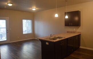 1 bed, 1 bath, 707 sqft, $1,300, Unit 1540 Unit #132