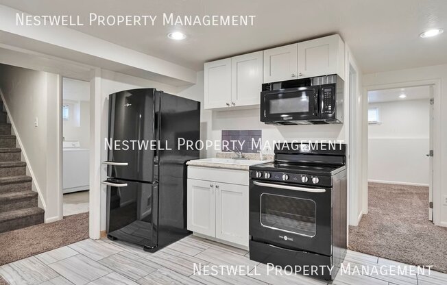 1335 E Maplewood Dr.