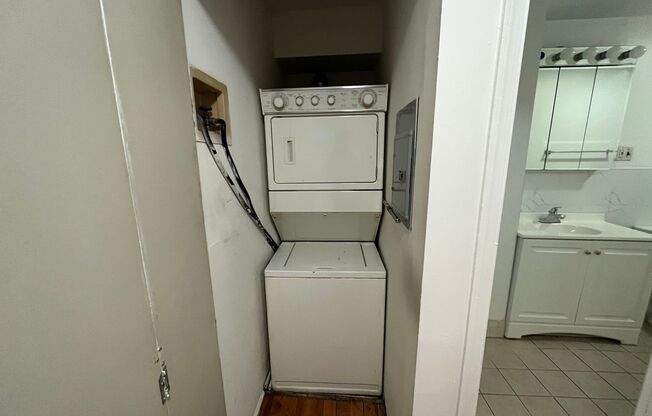 4321 Main St
