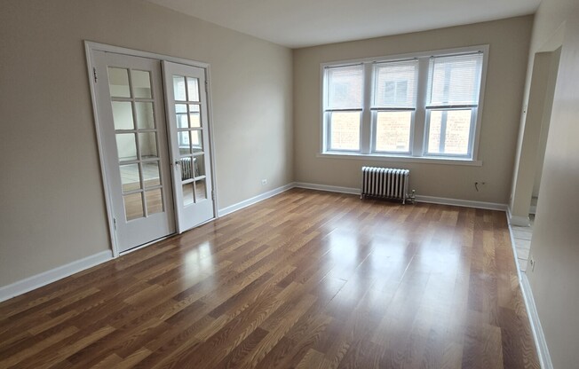 1333 W Birchwood Ave
