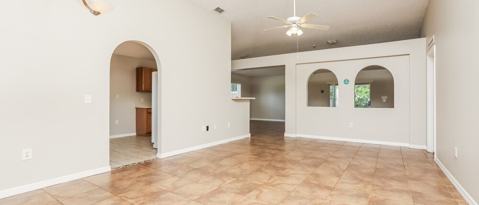 2208 KINGSCREST CIR