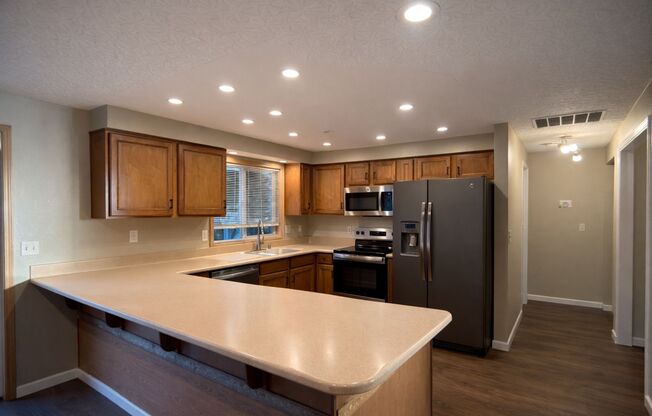 Spacious 2 Story Home in Cascade View Estates for Lease - 3511 NE 158th Pl