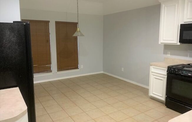 3 beds, 2 baths, $1,900